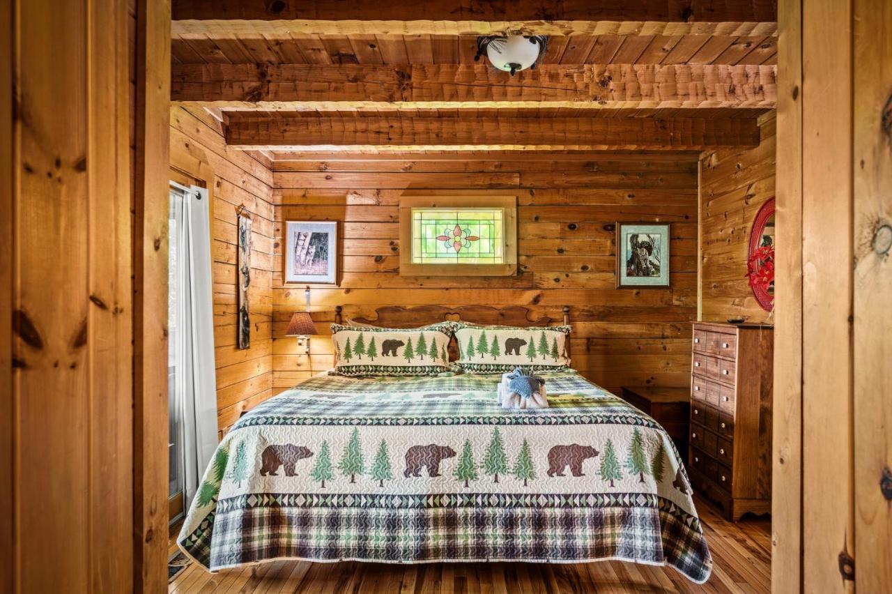 Romantic Log Cabin With Hot Tub Pigeon Forge Exteriér fotografie
