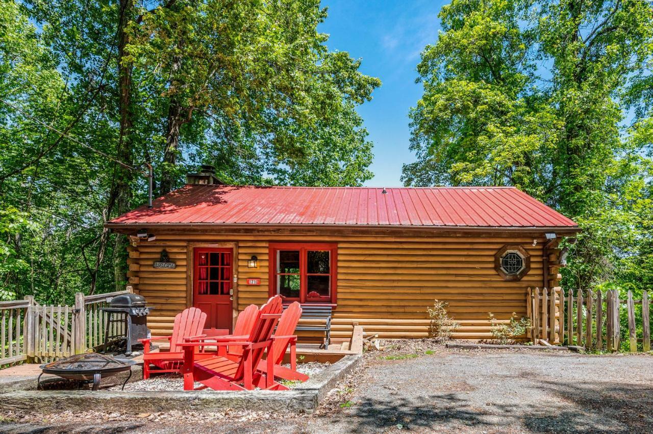 Romantic Log Cabin With Hot Tub Pigeon Forge Exteriér fotografie